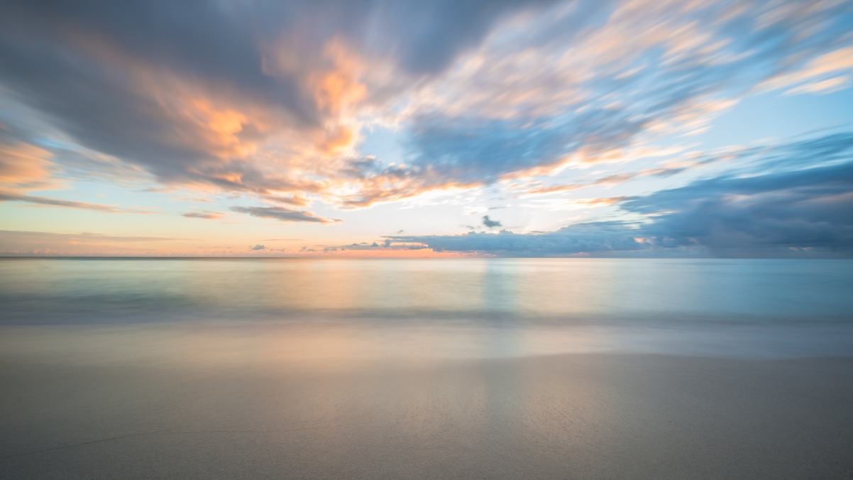 迈阿密海滩绝美4K高清壁纸，3840x2160超清画质，一键下载！