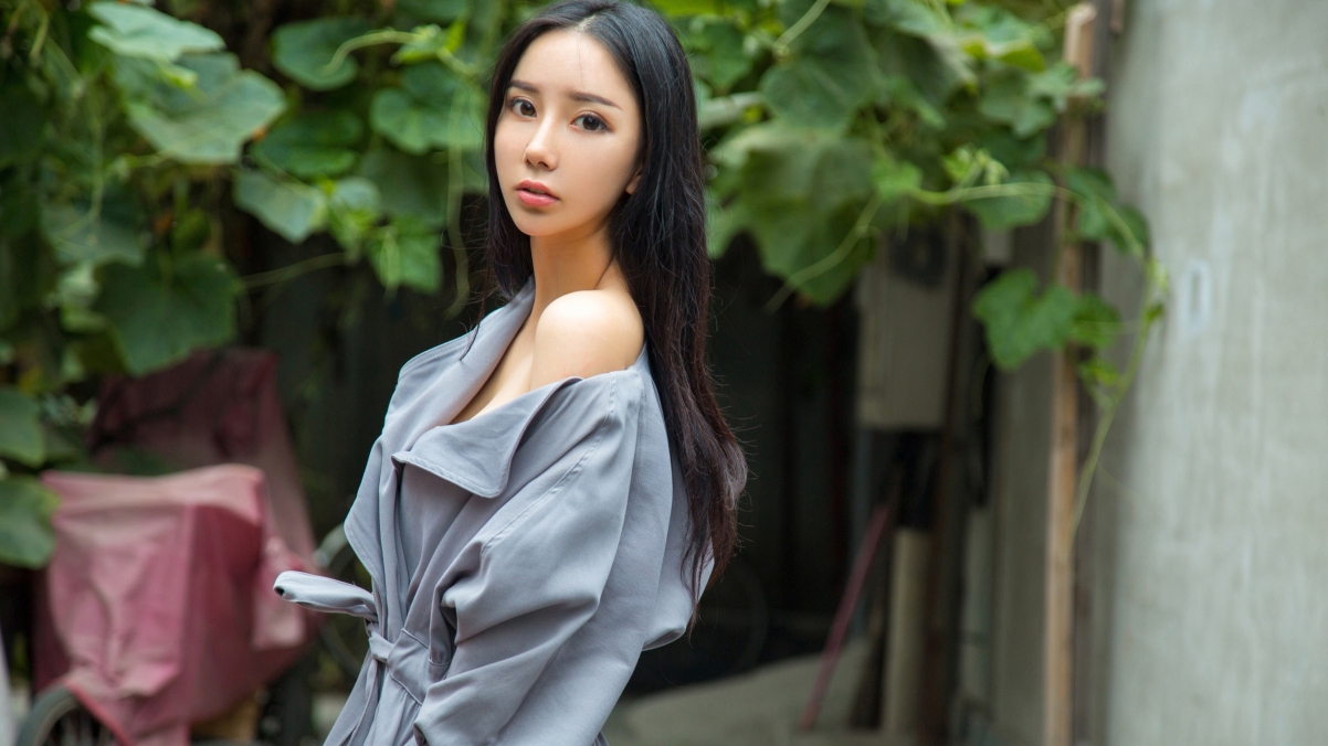 赵佳琪长发小清新美女，绝美4K高清壁纸，3840x2160超清下载
