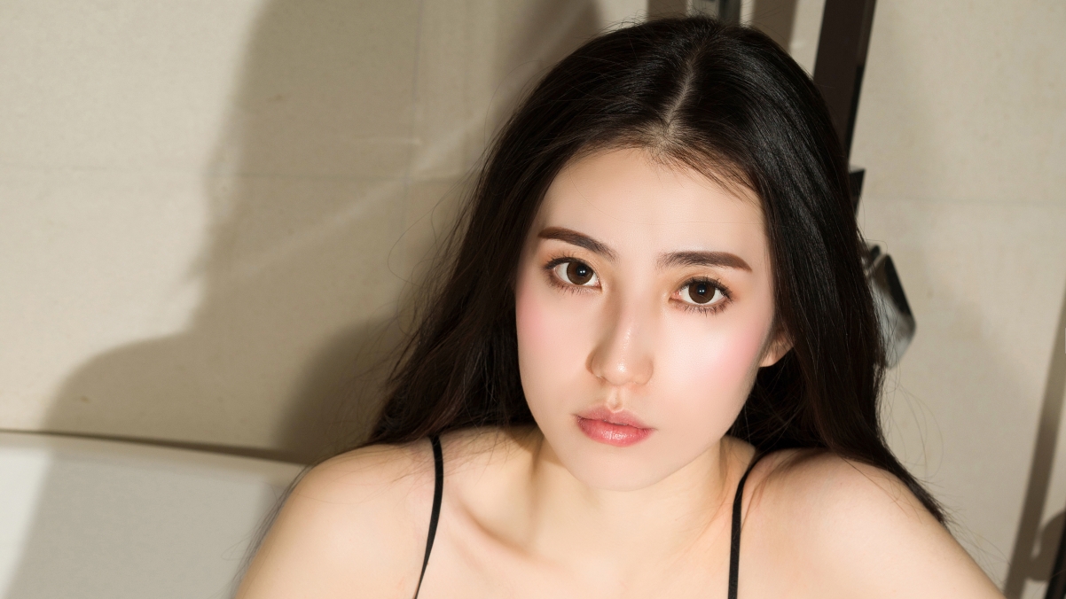 美女相思情，4K超清壁纸下载，3840x2160高清美图欣赏