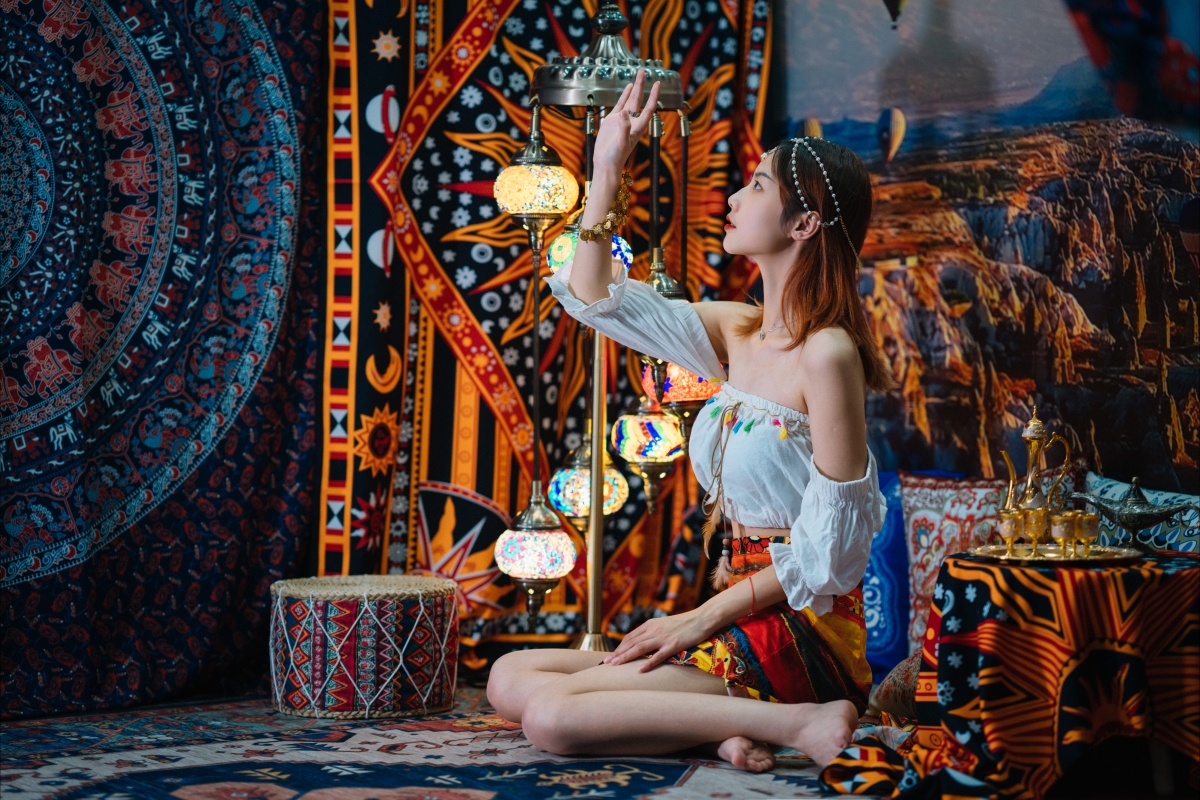 异域美女4K超清壁纸，绝美风情尽在眼前，4000x2668高清下载