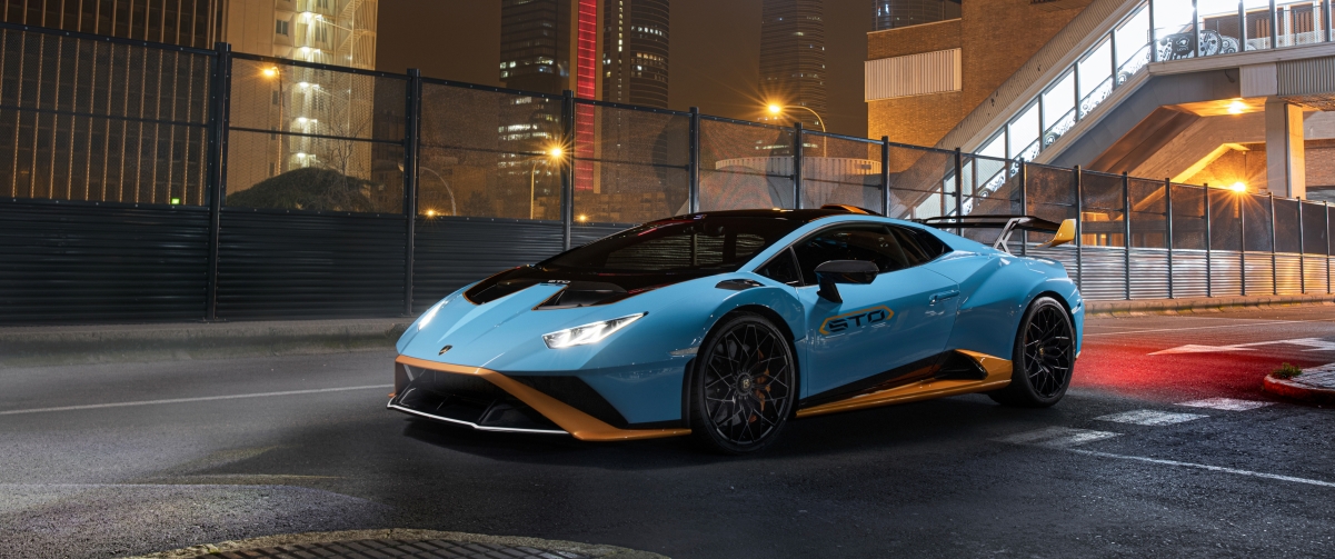 兰博基尼Huracan STO蓝色跑车，炫酷4K带鱼屏壁纸，高清3440x1440下载