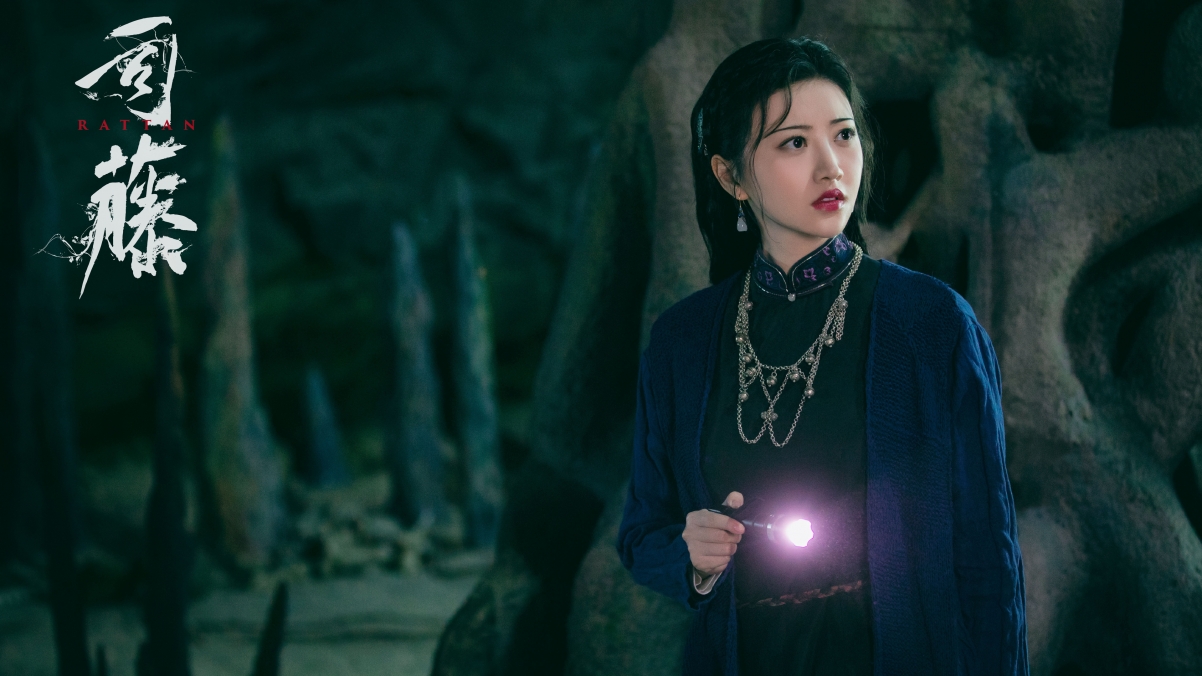 《司藤》绝美剧照大赏，高清4K壁纸，唯美风景甜入心扉，3840x2160分辨率，一键下载！
