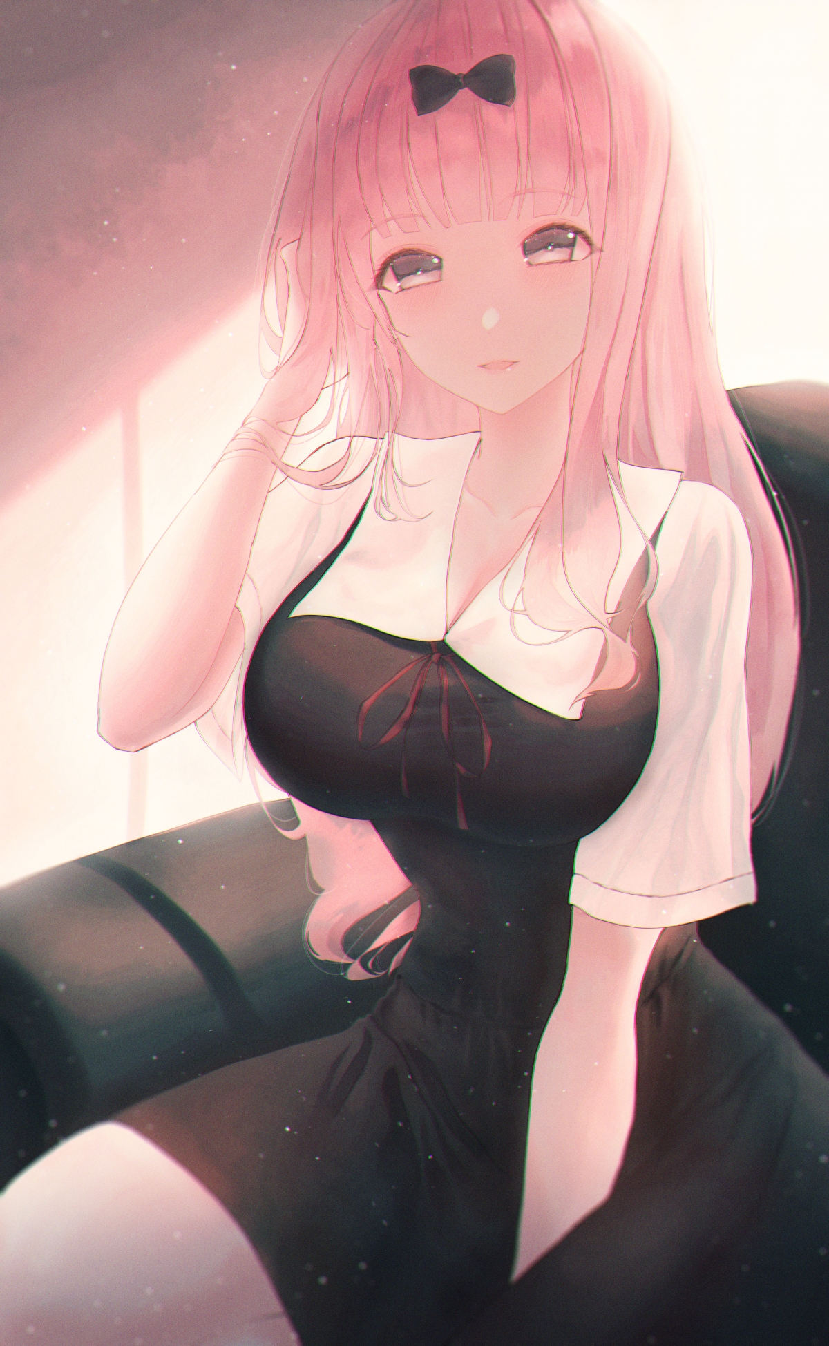藤原千花制服少女竖屏4K高清壁纸，3092x5021超清画质，免费下载