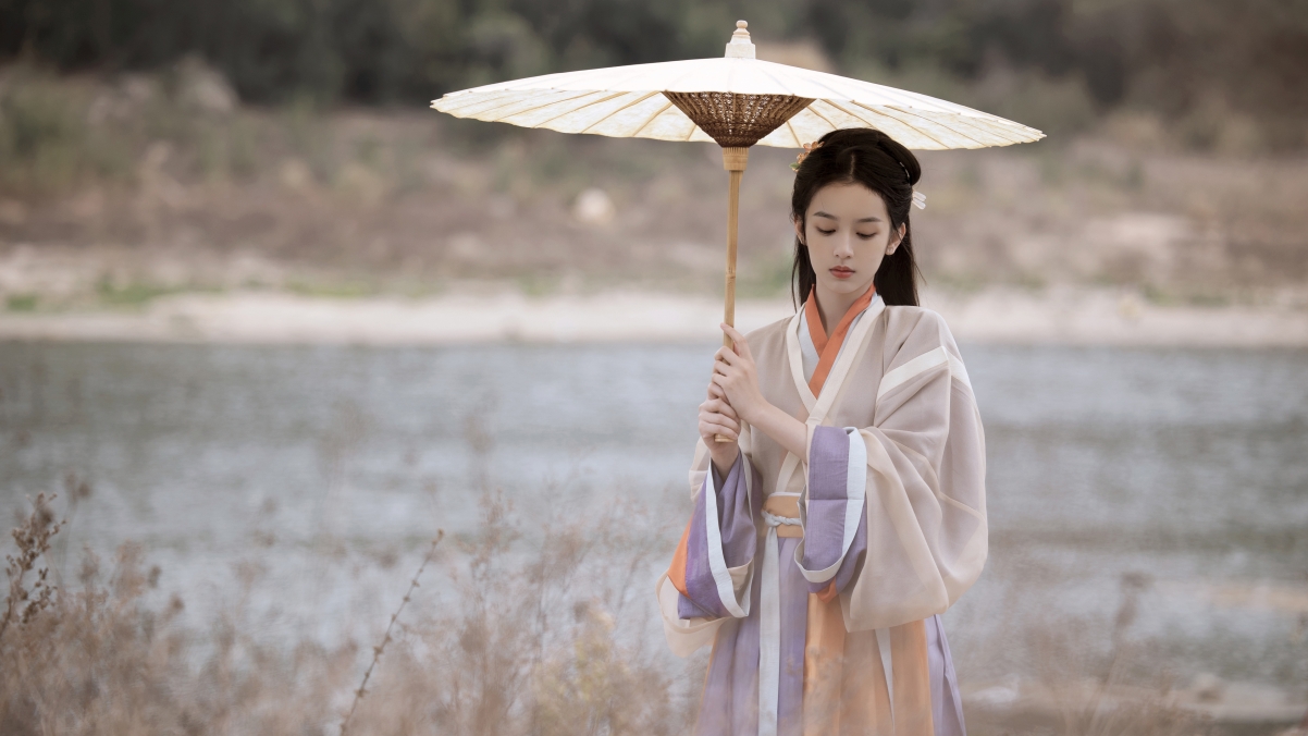 周也古风美女惊艳登场，超高清4K壁纸，3840x2160分辨率，一键下载！