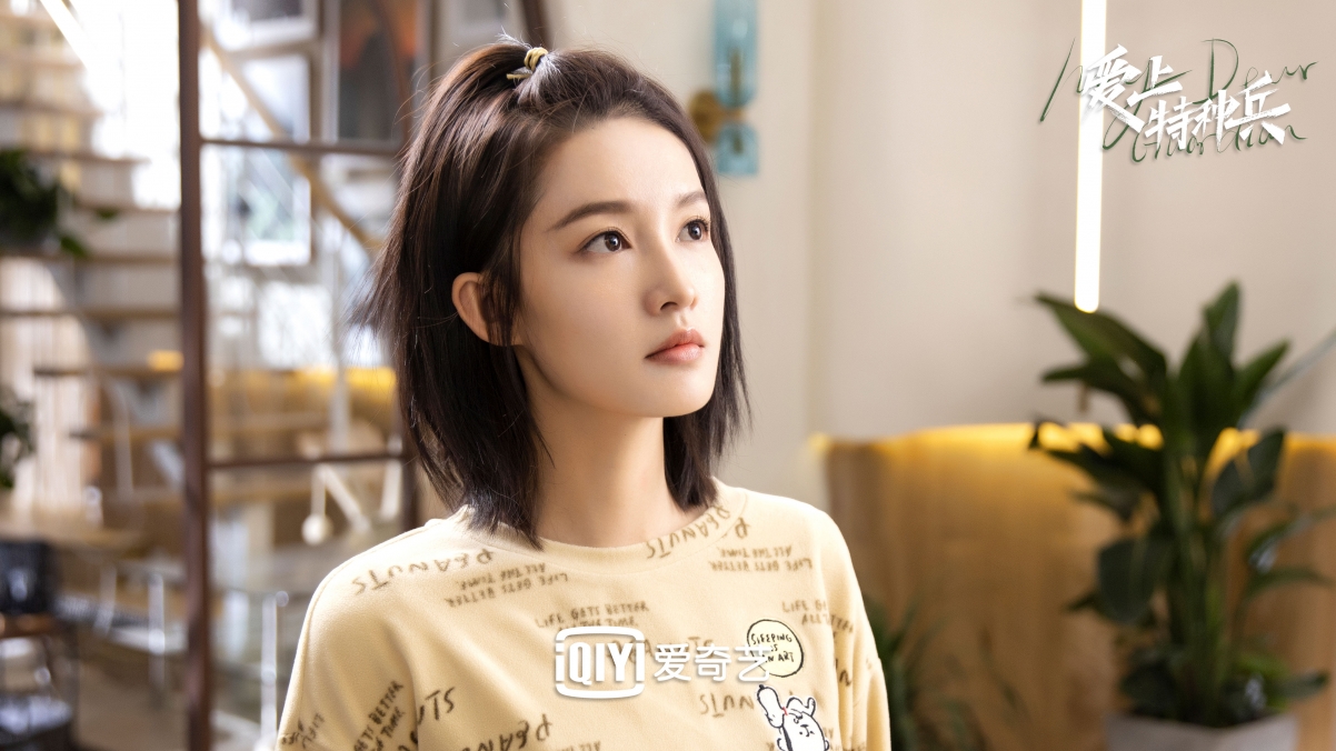 爱上特种兵，李沁绝美剧照，4K超清壁纸，3840x2160高清下载