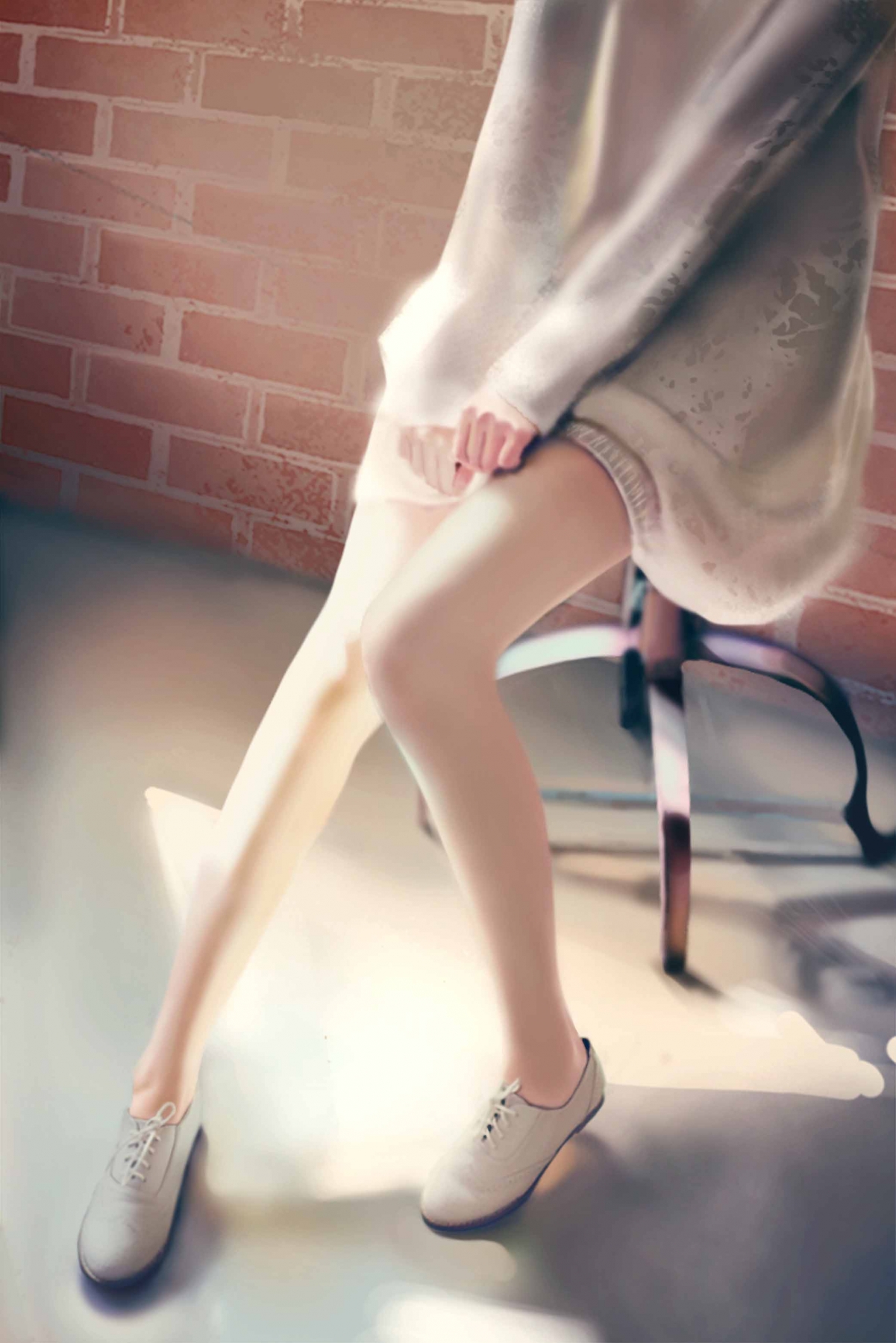 少女美腿毛衣连衣裙展示，全面屏手机壁纸，动漫风格4K高清图片下载