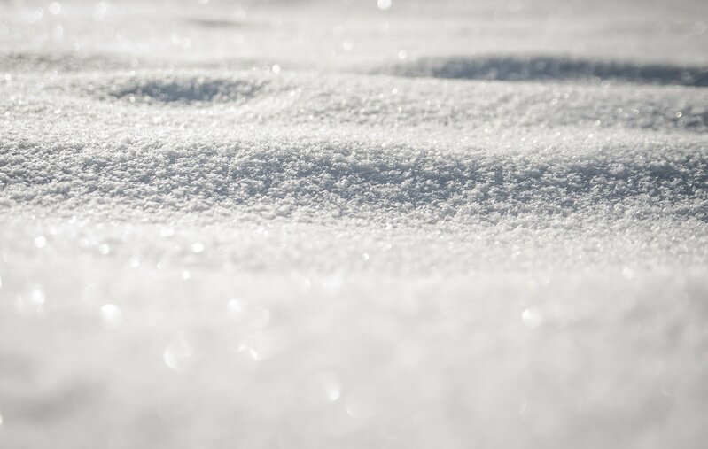 大雪背景高清JPG，简约扁平设计素材（1920*1218）免费下载