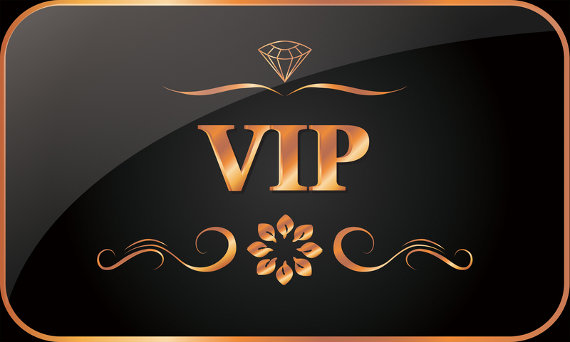 商务金色VIP卡片模板，时尚简约设计，JPG高清图片与AI科技素材免费下载