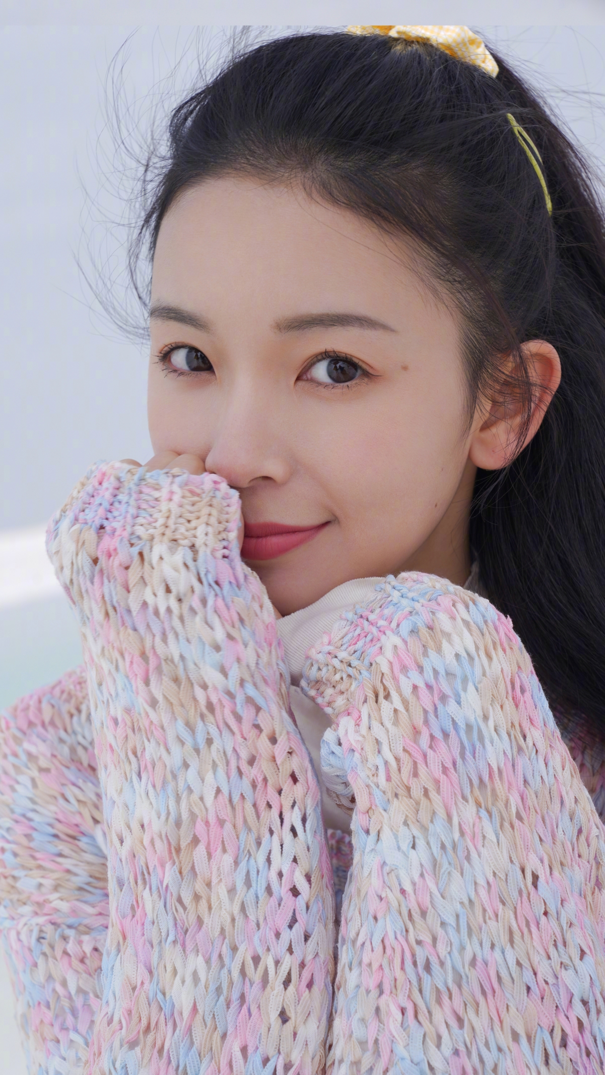 陈瑶清新美颜，超高清4K手机壁纸，2160x3840分辨率，可爱又精致