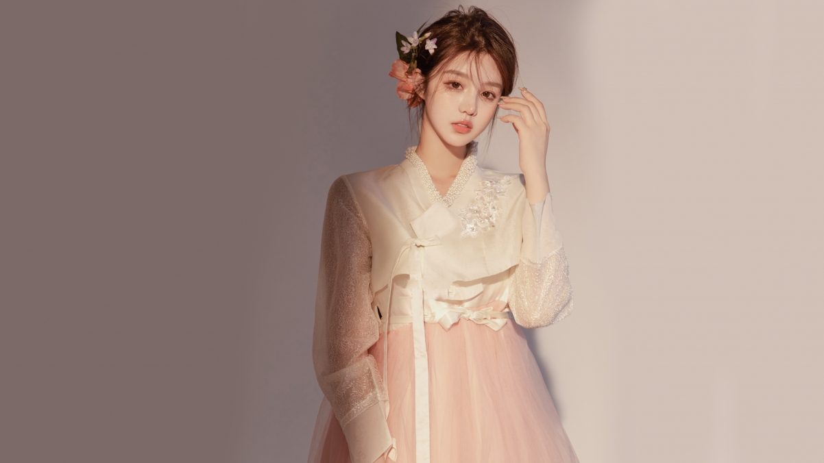 高清美女壁纸下载，甜美可爱女孩韩服4K超清大图3840x2160