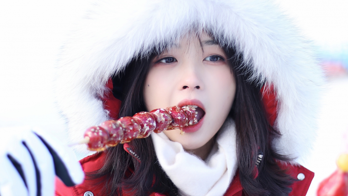 王冰冰冰糖葫芦美照曝光，4K高清壁纸惊艳上线，3840x2160分辨率畅享视觉盛宴！