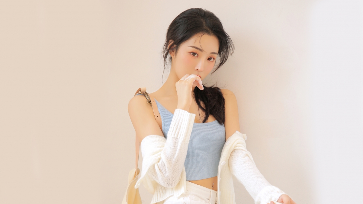 清纯可爱小姐姐4K高清壁纸，居家养眼，3840x2160超清大图下载
