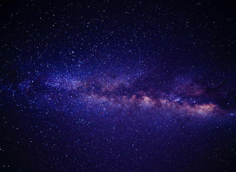高清蓝色星空JPG图片，质感纹理设计素材，免费下载