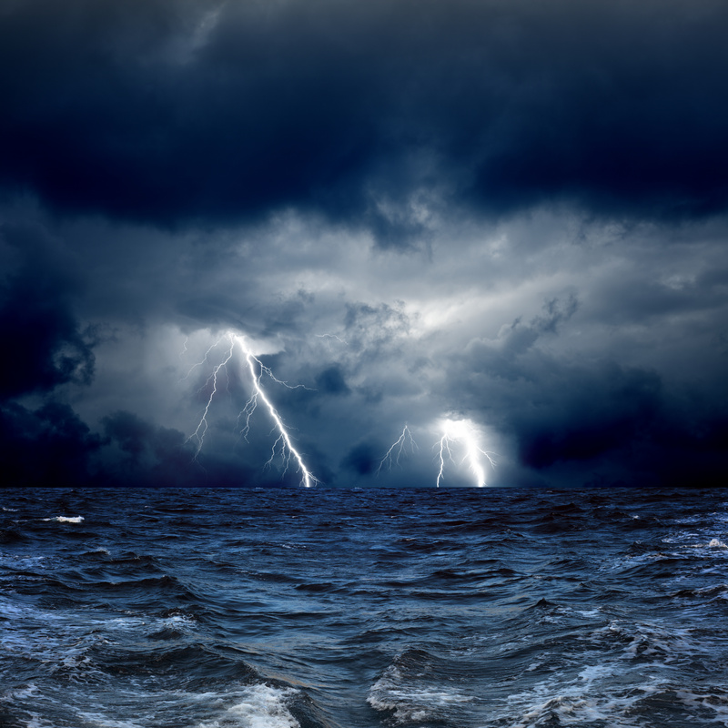 暴风雨闪电海景高清JPG素材，摄影美景设计下载