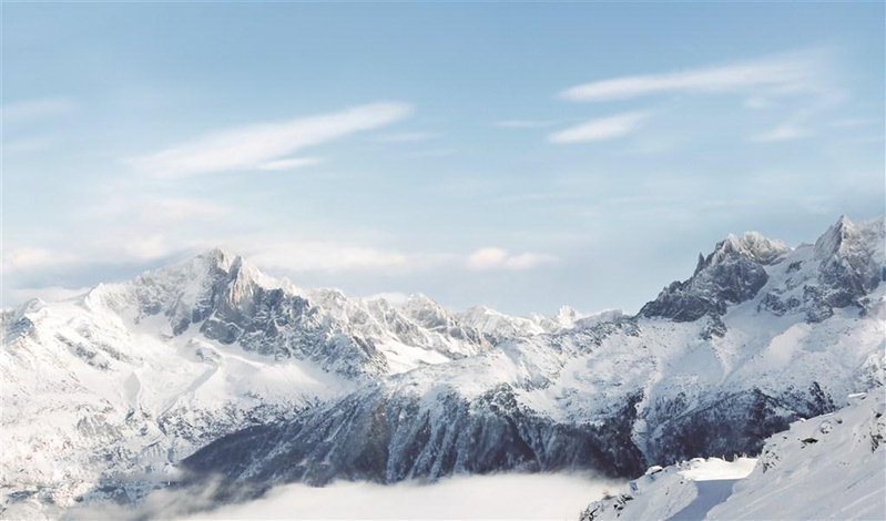 雪山背景高清JPG/PSD摄影素材，一键下载设计佳作
