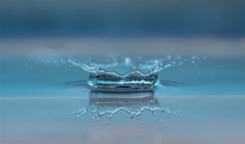 滴水漩涡背景图，高清JPG质感纹理，PSD设计素材下载