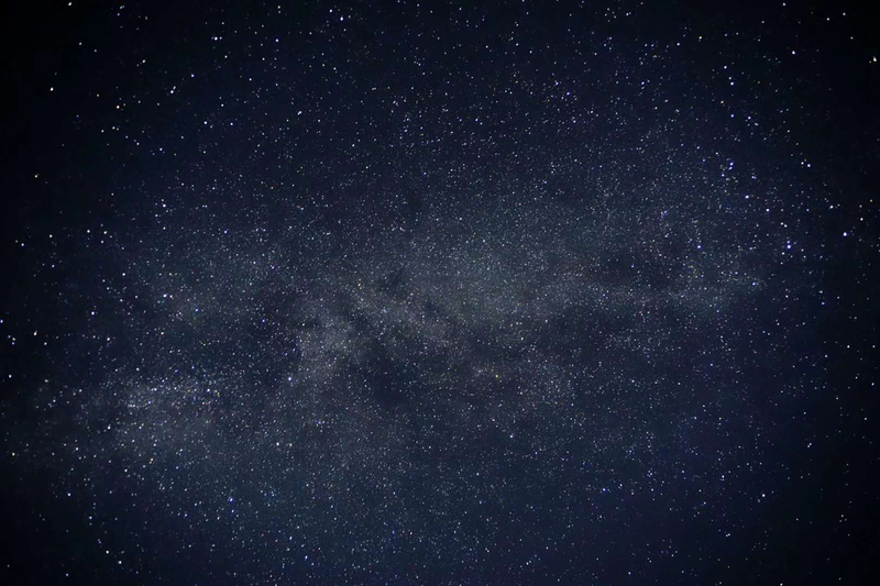 星空背景高清JPG，摄影美图/风景设计素材，一键下载