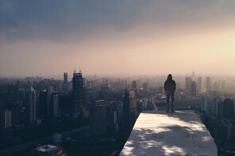 楼顶远眺城市美景，高清JPG摄影素材，风景图片设计下载