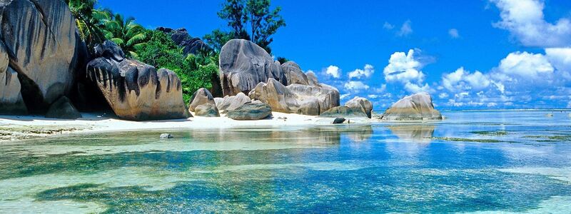 夏日海滩风情，高清JPG旅游banner/风景图片素材，免费下载