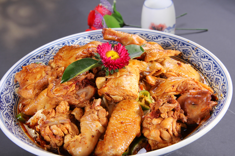 农夫熬炒鸡高清摄影，精美JPG图片素材，风景设计随心下载