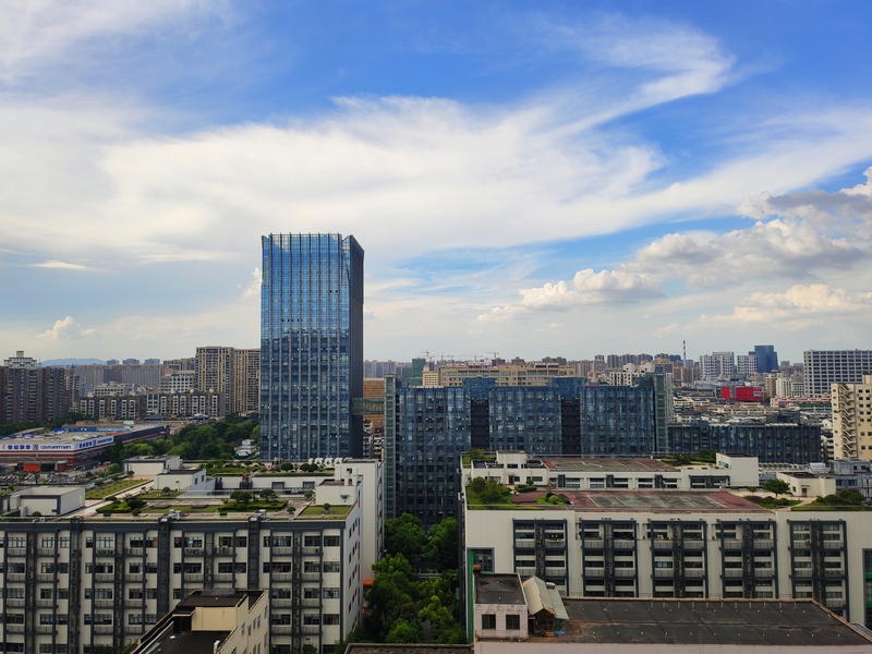 商务城市风光，高清蓝天背景JPG摄影图片/优质设计素材下载
