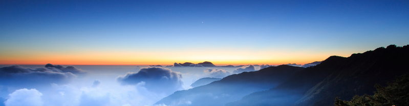 绝美山顶云海地平线高清JPG，风景摄影素材免费下载