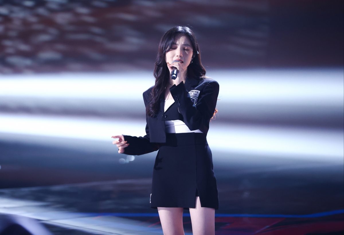 于梓贝绝美4K壁纸，高清美女图片，4000x2738分辨率，免费下载