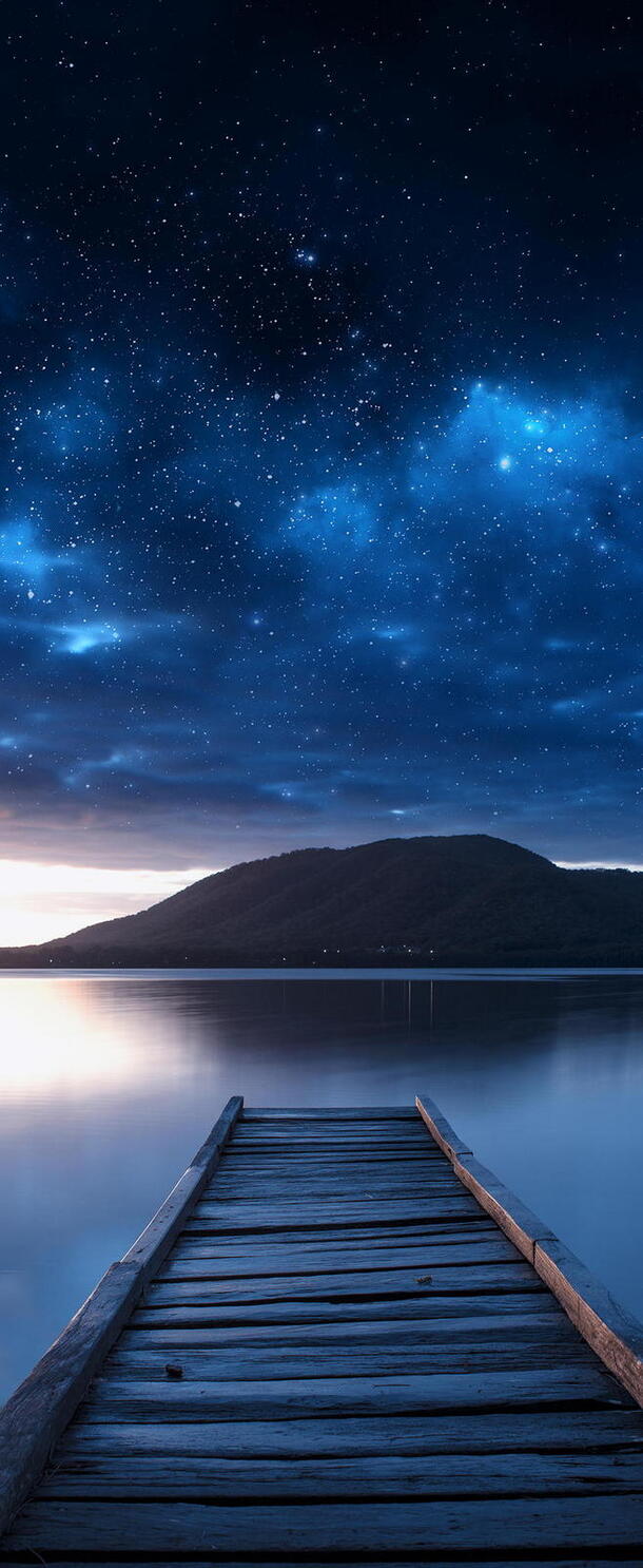 蓝色梦幻星空壁纸，高清PNG透明背景，H5设计素材免费下载