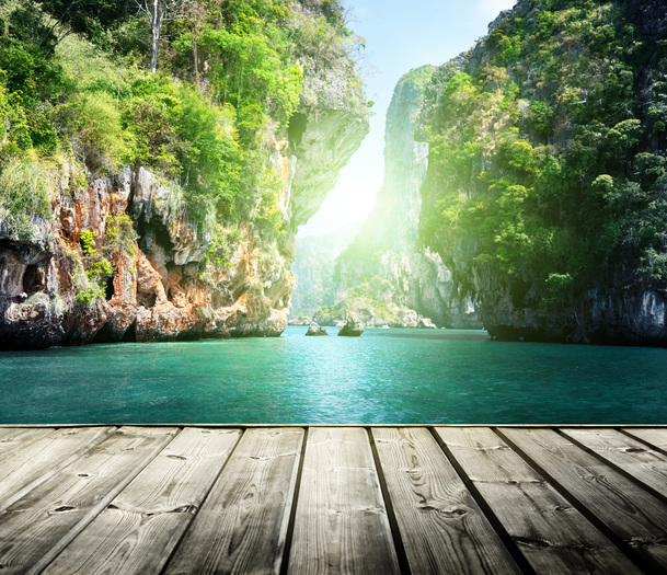 高清PNG透明背景，山谷溪涧木质地板海报设计素材下载