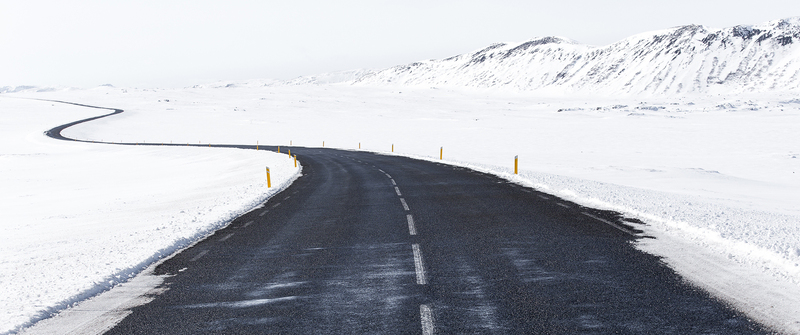 雪地马路背景图，高清JPG装饰素材，另类风格设计下载