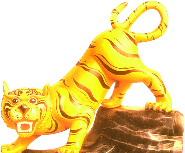 金色老虎新年元旦高清PNG素材，透明节日元素，春节元宵设计必备