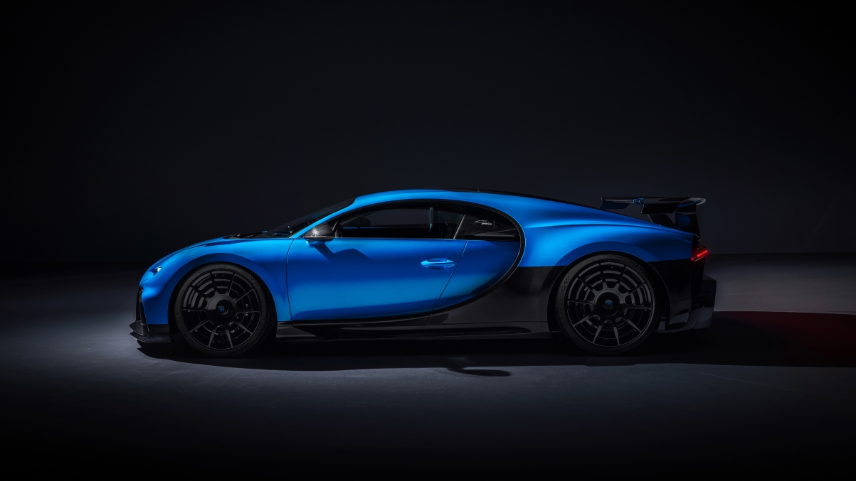 布加迪Chiron Pur Sport蓝色跑车，超清5K壁纸，4K汽车图片，5120x2880分辨率，一键下载