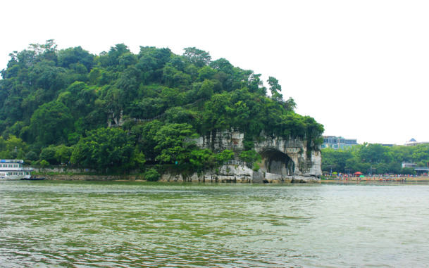 象鼻山海滩高清PNG透明背景摄影图，风景设计素材免费下载