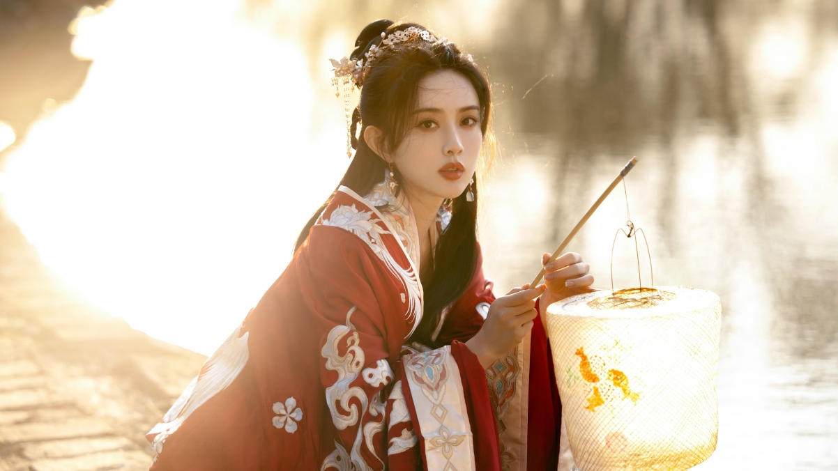 孟子义古装红妆绝美壁纸，高清4K电脑桌面背景图，3840x2160分辨率免费下载