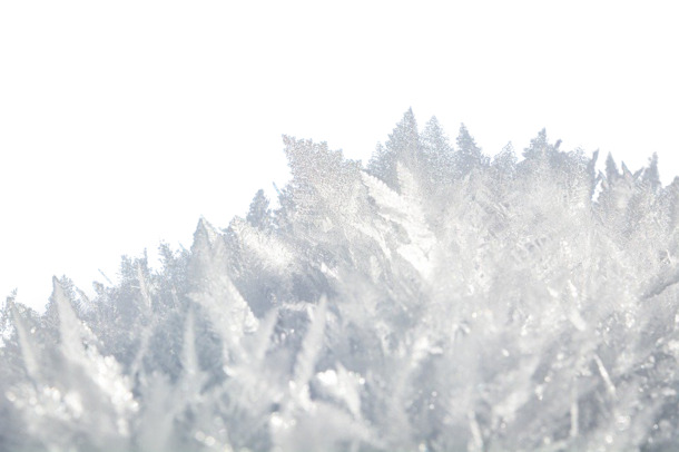 冬日雪花冰晶PNG透明图，高清背景元素，设计素材免费下载