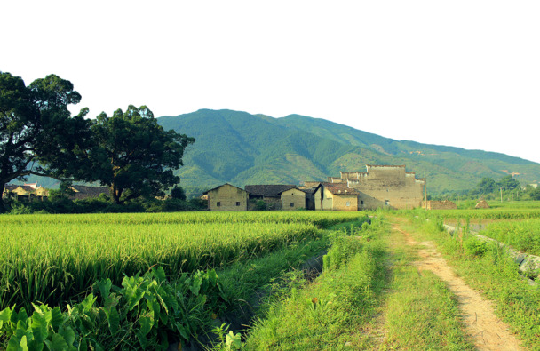山脚下村庄美景，高清PNG透明背景摄影素材，免费下载