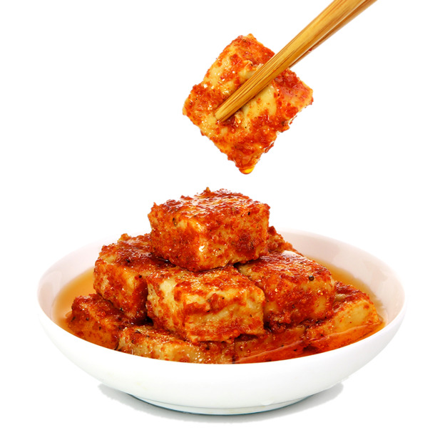 筷子夹豆腐乳PNG透明图，高清生活元素，设计素材下载