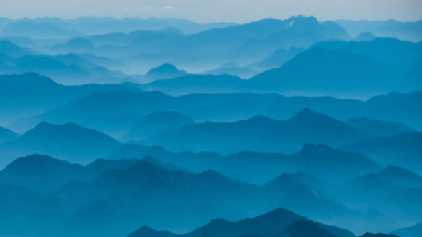深蓝渐变风xxx PNG透明背景，几何扁平设计素材免费下载