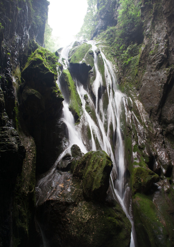 三峡奇潭美景PNG透明背景图片，高清摄影素材，设计元素下载
