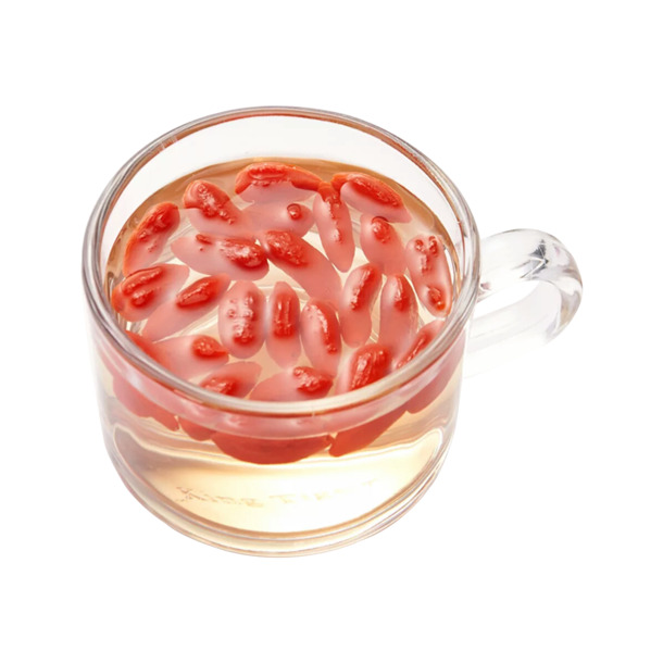 玻璃杯枸杞茶PNG透明图，精美装饰元素，设计素材免费下载