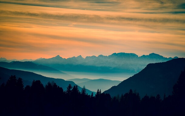 山峰树木夕阳古典中国风PNG透明背景高清图片素材下载