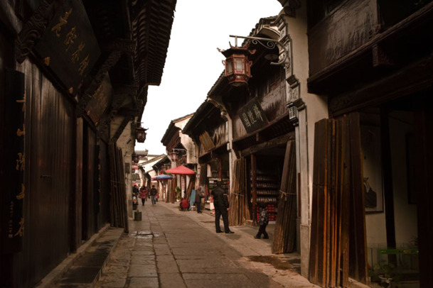 老街小巷高清PNG透明背景素材，摄影风景图片，设计元素免费下载
