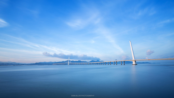海面大桥高清PNG透明背景图，设计素材摄影风景下载