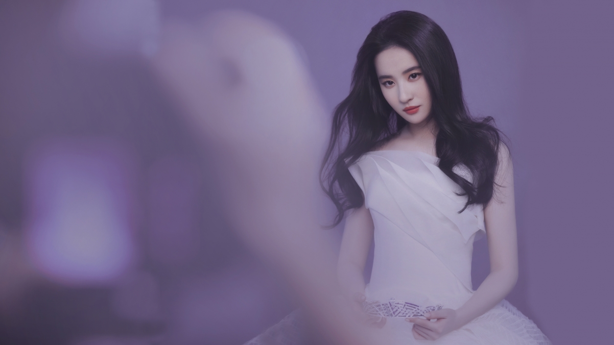 刘亦菲，唯美白裙倩影，4K高清壁纸，3840x2160精美下载