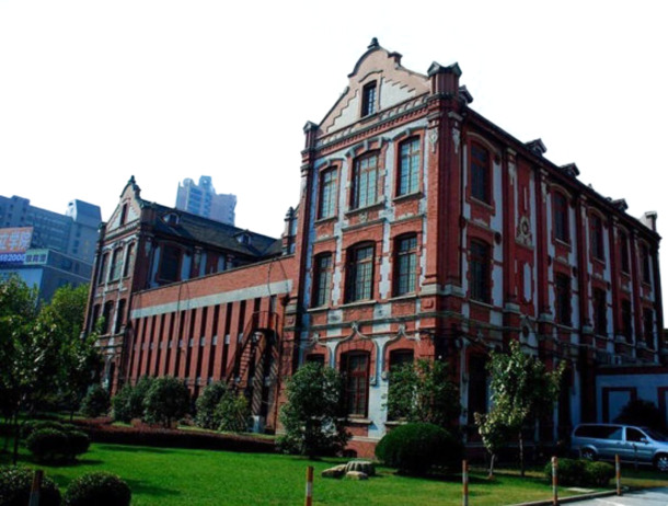 复旦大学建筑PNG透明背景素材，高清摄影风景图片，免费下载