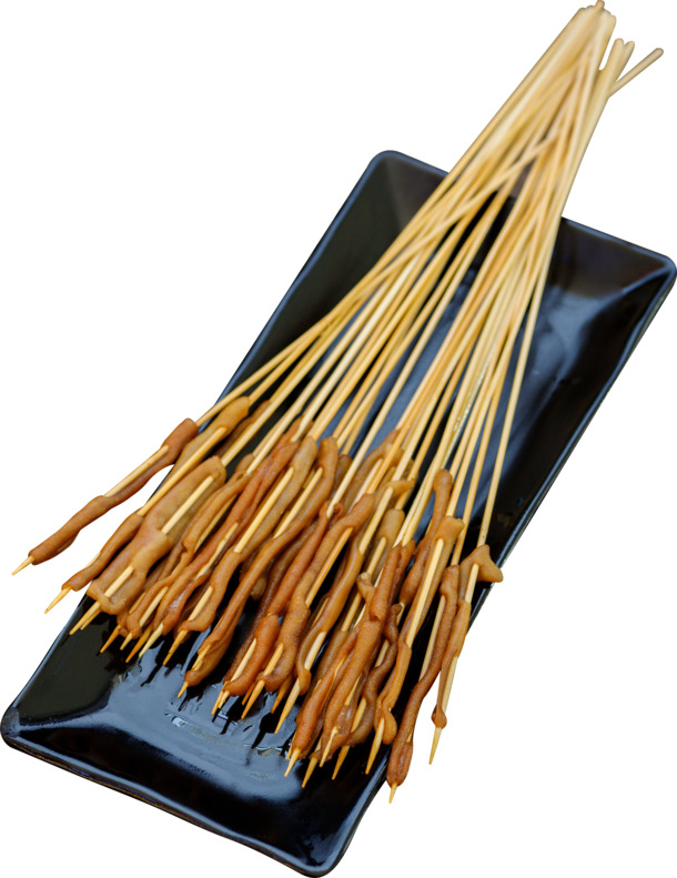 黑色盘子上的美味鸭肠PNG透明图片，生活用品装饰元素设计素材