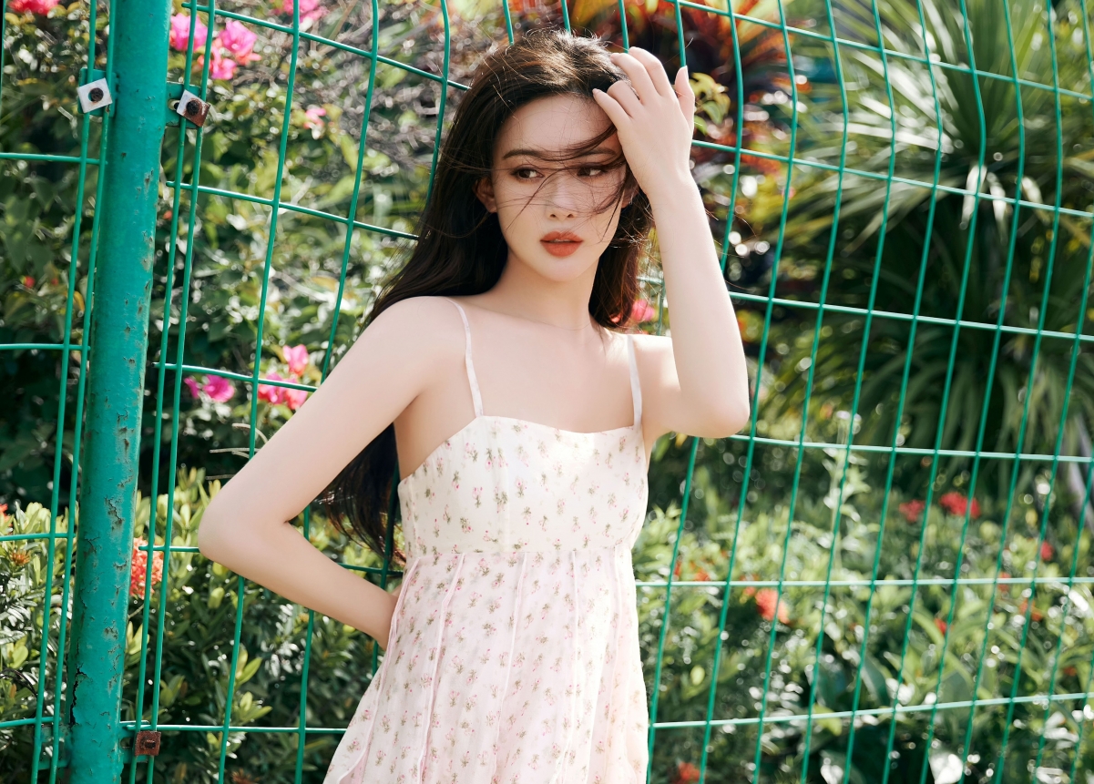 孟子义小清新美女4K壁纸，高清图片，惊艳细节，4031x2889超高清下载