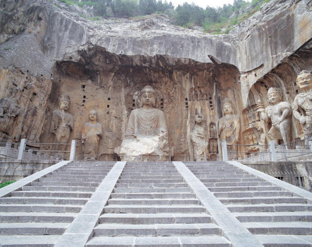 龙门石窟PNG透明背景图，高清风景摄影素材，设计元素免费下载