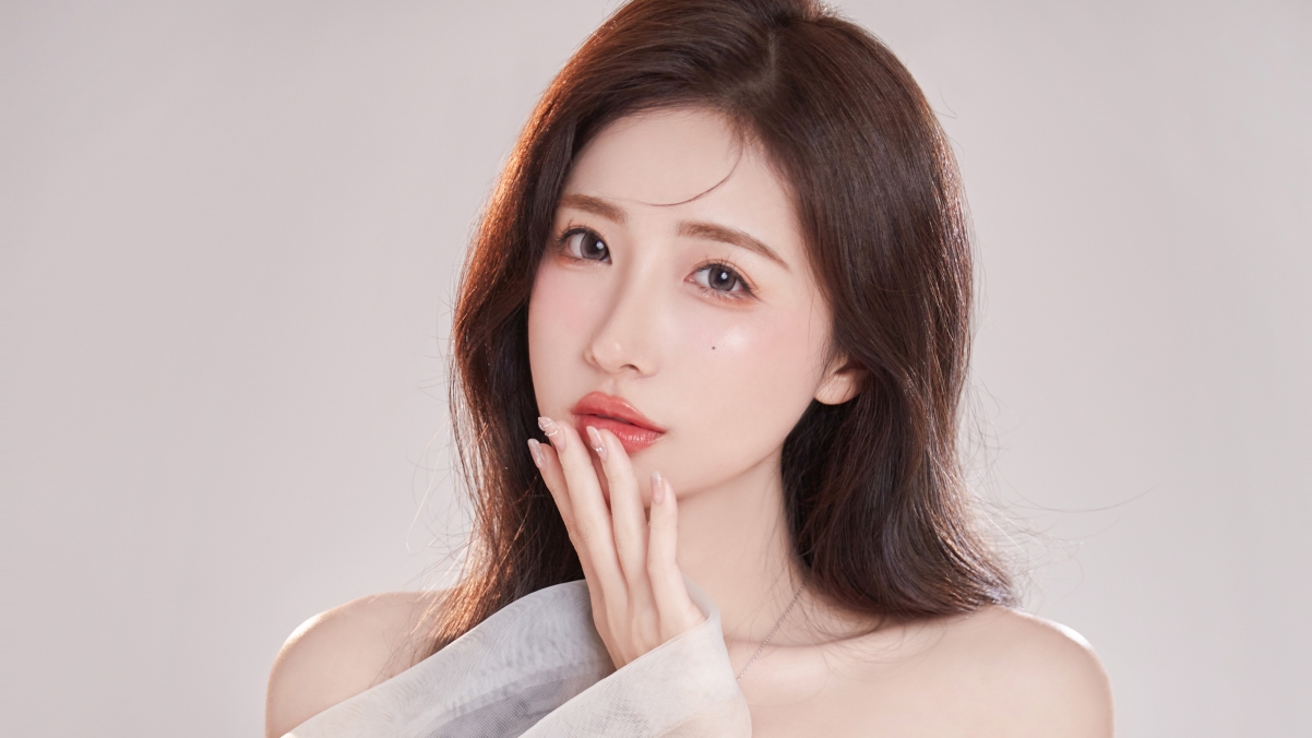 绝美长发女神4K超清壁纸，高清3840x2160大图，一键下载