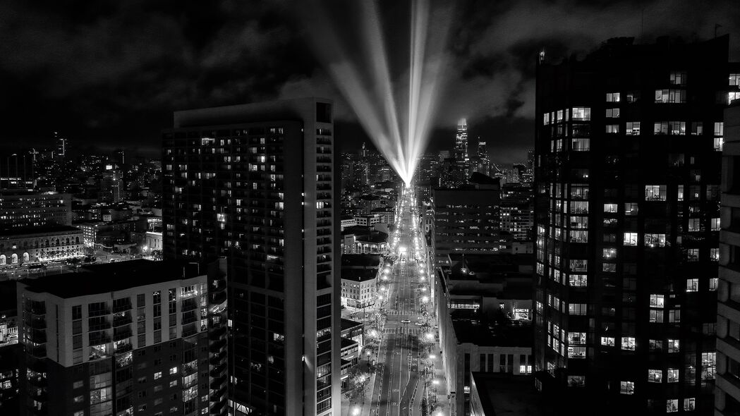 城市夜景灯光璀璨，道路灯笼点缀，超清4K建筑壁纸3840x2160免费下载